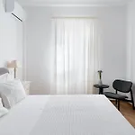 빌라 Seascape, Beachfront Living In The Greek Riviera