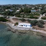 Seascape, Beachfront Living In The Greek Riviera 빌라 포르토헬리