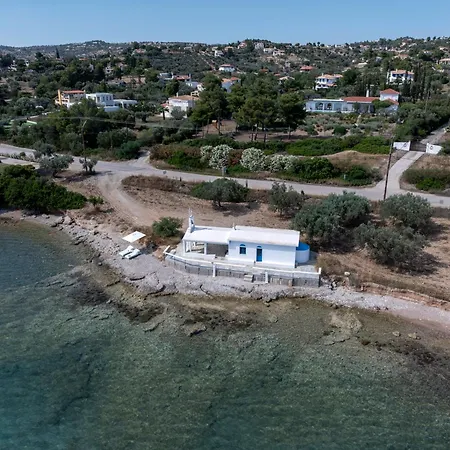 Beachfront Seascape In The Greek Riviera 别墅 波多河丽