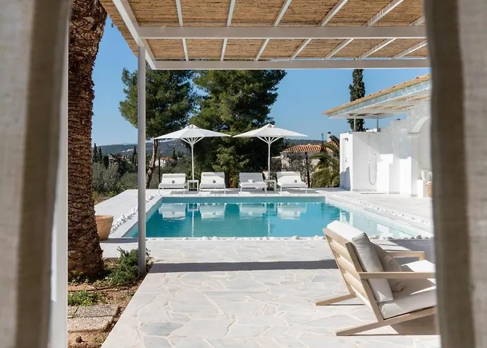 Vila Seascape, Beachfront Living In The Greek Riviera *