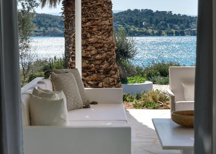 Seascape, Beachfront Living In The Greek Riviera *
