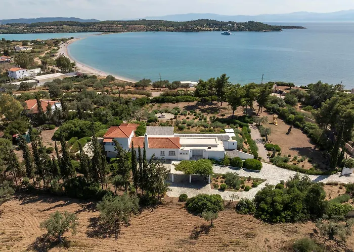 Villa Seascape, Beachfront Living In The Greek Riviera *