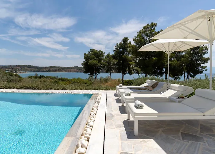 Seascape, Beachfront Living In The Greek Riviera *