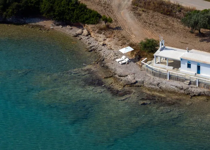 Seascape, Beachfront Living In The Greek Riviera *